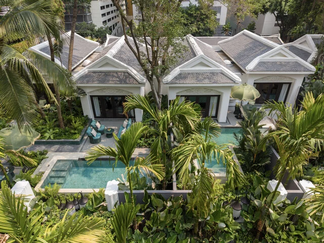 Anantara_Siam_Bangkok_Hotel_Guest_Room_Garden_Pool_Villa_Exterior_Drone_View(1)