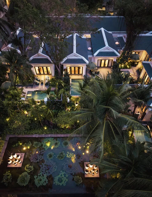 Anantara_Siam_Bangkok_Hotel_Guest_Room_Garden_Pool_Villa_Evening_Exterior_Drone_View(1)