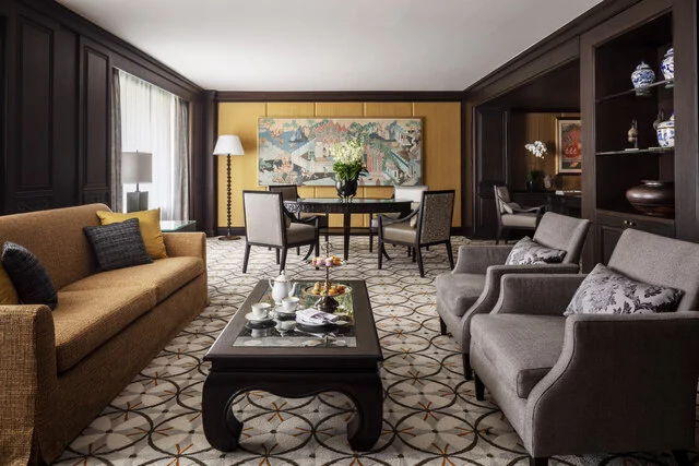 Anantara_Siam_Bangkok_Hotel_Guest_Room_Royal_Suite_Living_Room