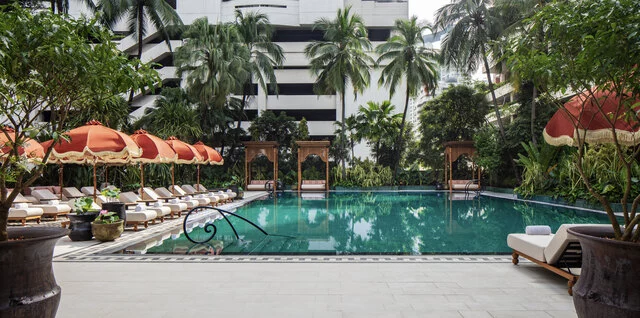 Anantara_Siam_Bangkok_Hotel_Pool_View(4)