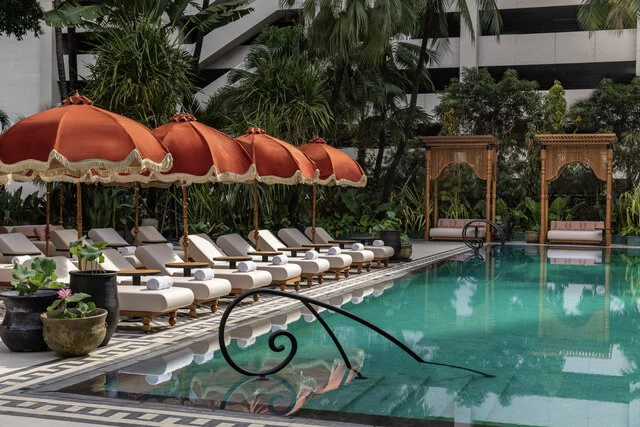 Anantara_Siam_Bangkok_Hotel_Pool_View(2)