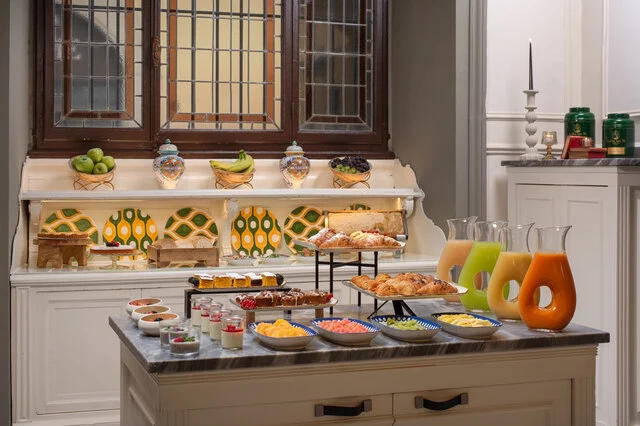 Porta_Rossa_Buffet_Breakfast