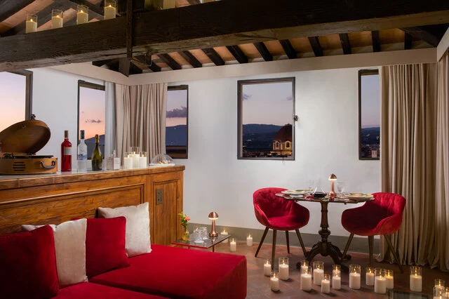 Porta Rossa_Room_Presidential_Suite_Torre_Monalda_Private_Dinner_Candles_Overview