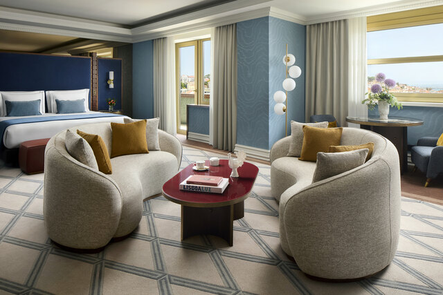 Tivoli Avenida Liberdade_Presidential Suite_bedroom_2.jpg