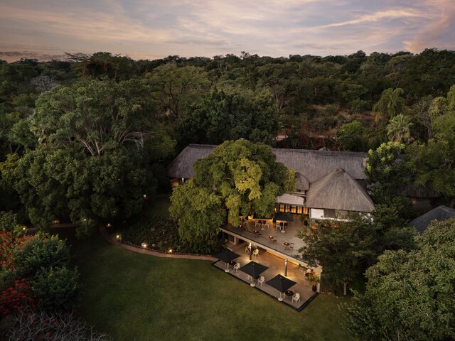 703288-Anantara_Stanley_&_Livingstone_Victoria_Falls_Hotel_Exterior_Dusk-a42a54-original-1789956829.jpg