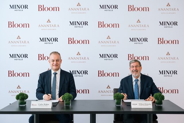 709938-Minor-Bloom signing-26bc5e-original-1791734181.jpg