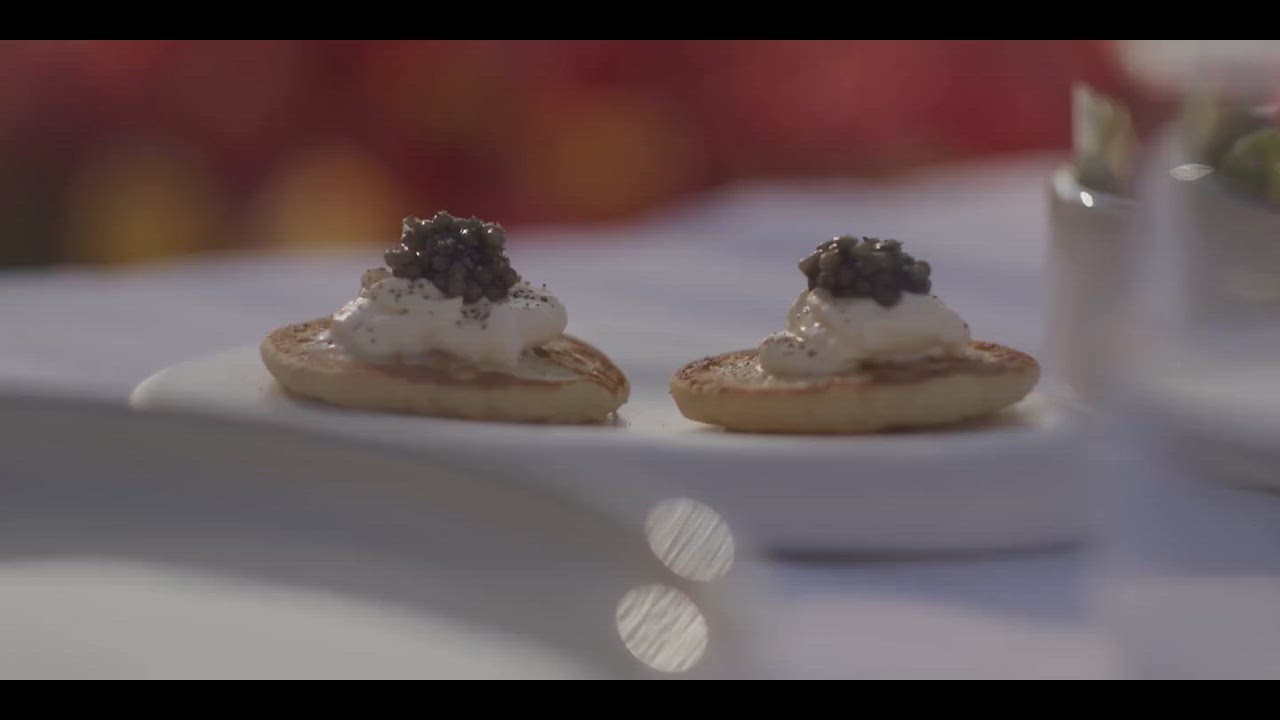 Anantara_Grand_Hotel_Krasnapolsky_Amsterdam_video_Tulips_15s_2x1(720p).mp4