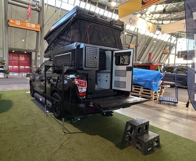 KGM Musso Grand mit Absetzkabine_02.jpg