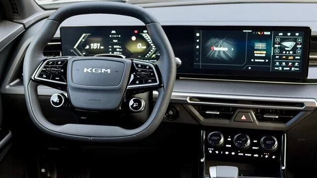KGM Torres EVX Nomad 2026 - Interieur: Lenkrad