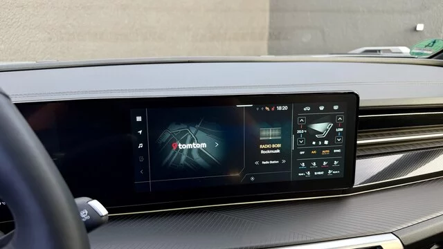 KGM Torres EVX Nomad 2026 - Interieur: Display 