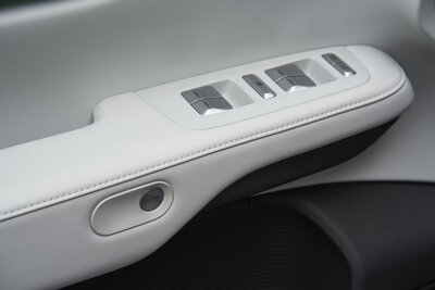 XPENG G6 076