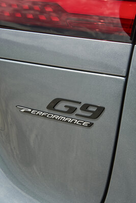 XPENG G9 015