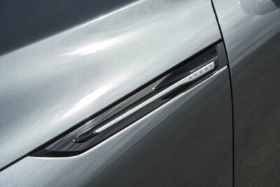 XPENG G9 018