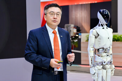 Press Conference_ Dr. Brian Gu, Vice Chairman and President of XPENG_1
