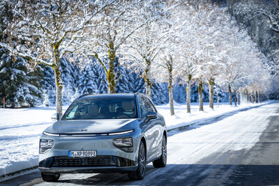 XPENG G9 Winter_37