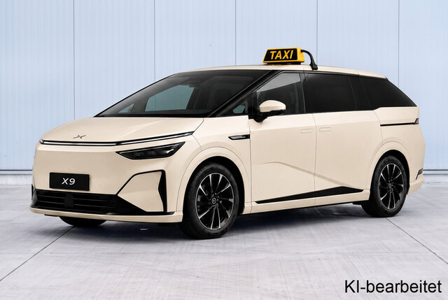 XPENG X9 als Taxi - © Intax.de