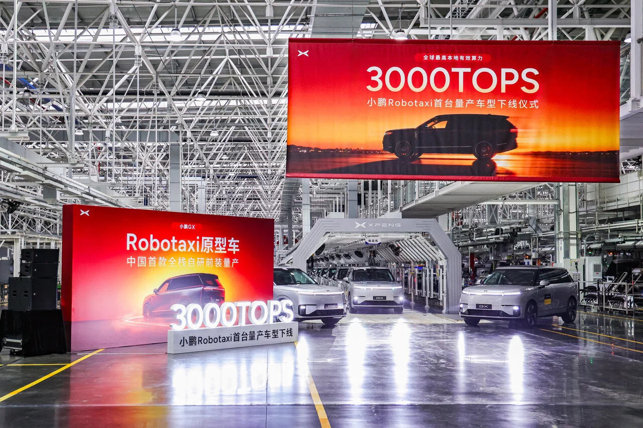 Le premier Robotaxi XPENG produit en série est officiellement sorti de la chaîne de production