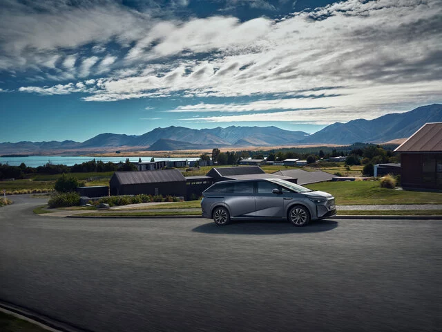 X9 Side Landscape