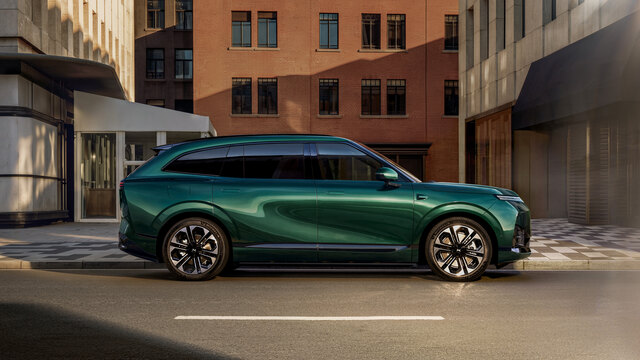 XPENG G9L