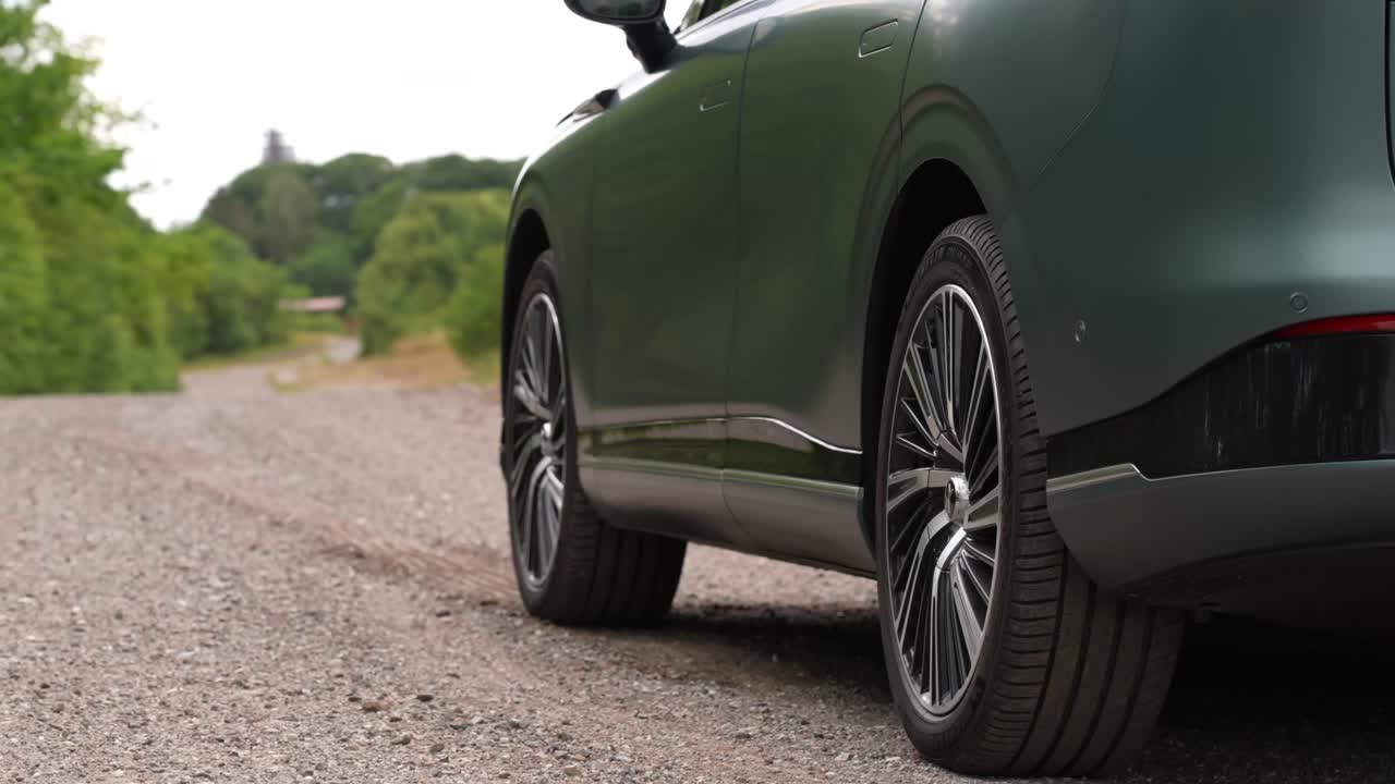 XPENG G9 B-Roll Footage DK.mp4