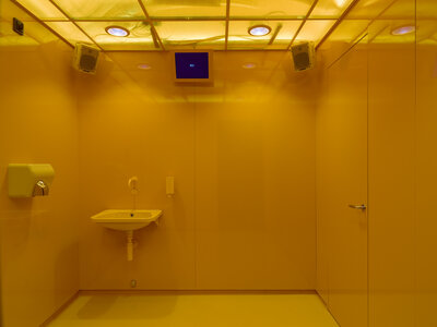 Bathroom Lynk&Co F8eee2