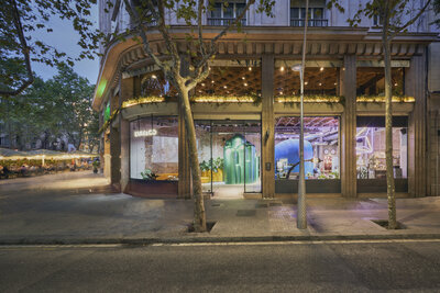 LynkCo BCN Club Exterior 01 8c3f98