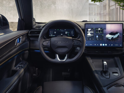 LynkCo 01 Interior1 High 4b0677