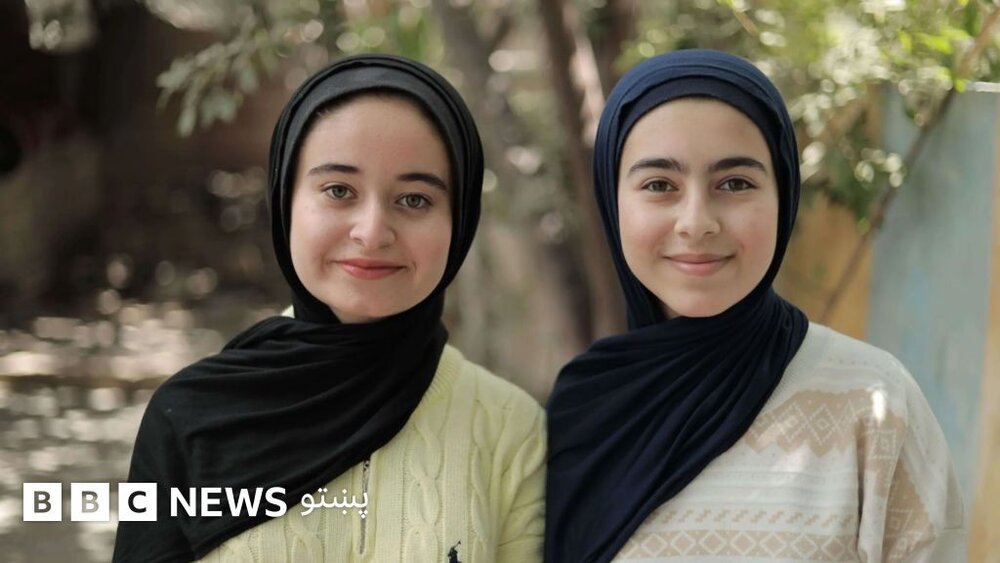 د کنډوالو له خاورو د خښتو جوړول: د غزې دوو خویندو نړیواله جایزه وګټله 