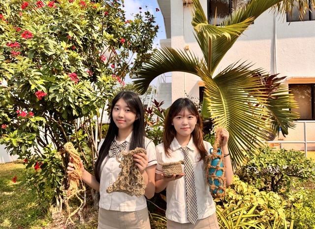 Weaveland team with prototypes.png