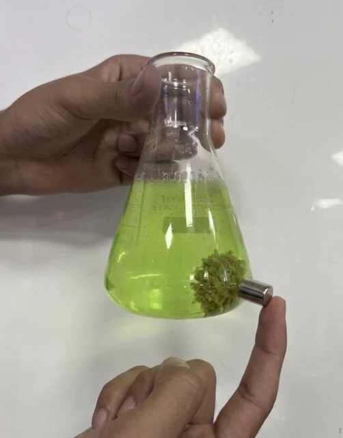 Microplastics removal step 3 demonstration - magnet use