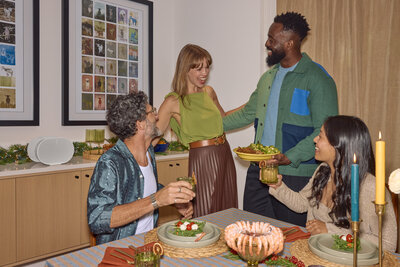 Sonos Holiday - Hosting(1)