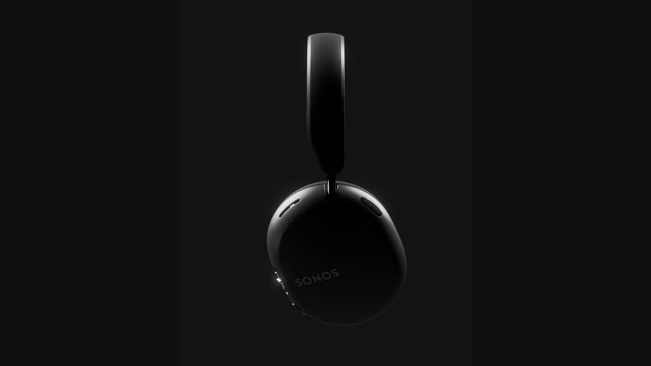 Ace Ultra black render motion 4x5.mp4