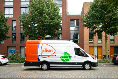 PostNL Pakketbus_zijkant