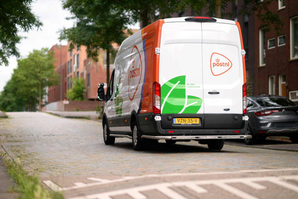 PostNL Pakketbus_achterkant.jpg