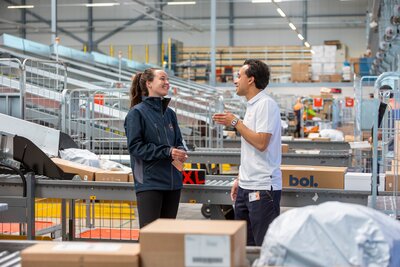 Sorting Employees 01 E8ec7f