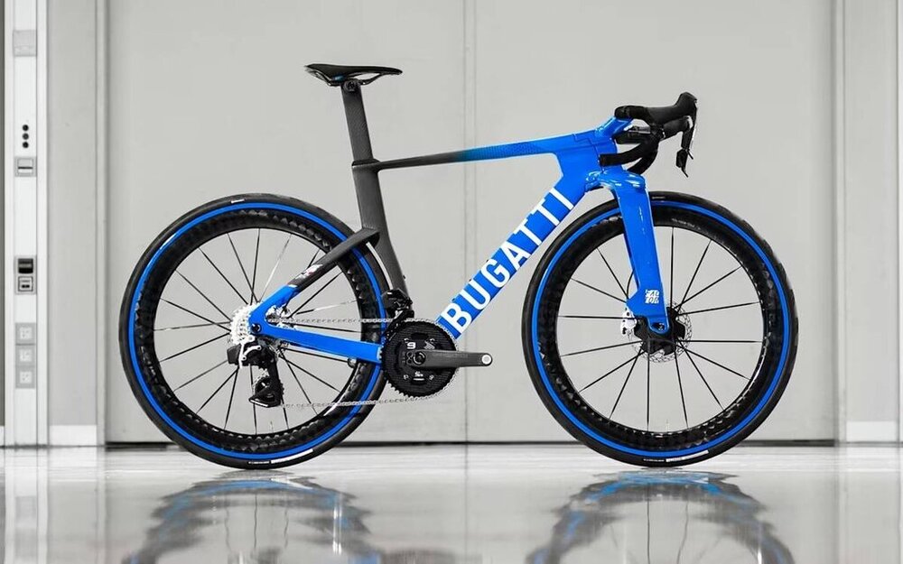 Bugatti lance un vélo aussi cher qu'une Honda Civic