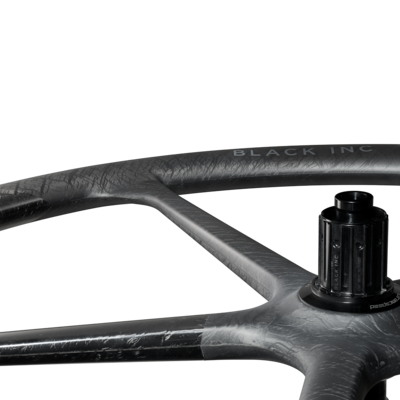 Black-Inc-FIVE-rear-detail01-4472x4473