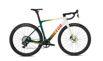 ostro gravel_2024_team_amani_rapha_force_ds180