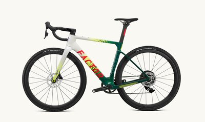 ostro gravel_2024_team_amani_rapha_force_nds180