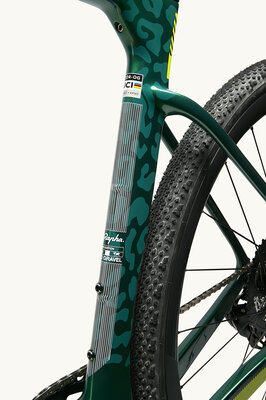 ostro gravel_2024_team_amani_rapha_force_seat tube_001