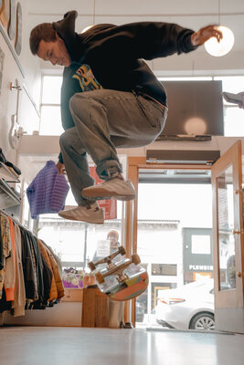 Chico_Action_storeflip