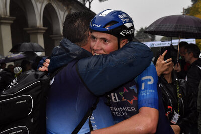 sprintcyclingagency_0869245_1_originali