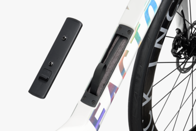 detail-2024Slick-Storage Bag-001-with cover