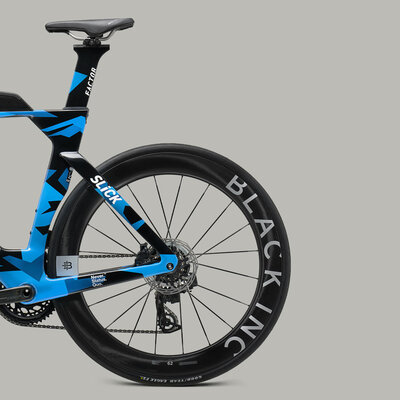 Slick-v2-Nedula-Blue-62Wheelset-IG_05
