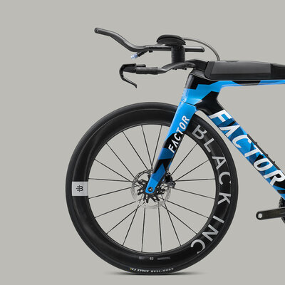 Slick-v2-Nedula-Blue-62Wheelset-IG_04