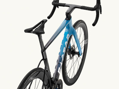 ostro_2024_Team Blue_detail_004