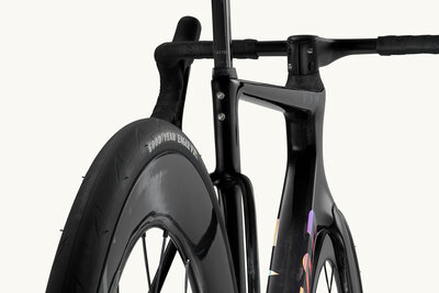 ostro_2024_chrome_detail_002