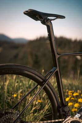 RobPerry_PeeledMedia_Factor_154