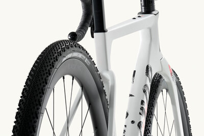 Factor_Ostro gravel_white_detail_003