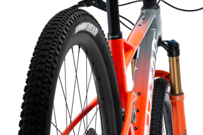 Factor_Lando_XC_Tribute Orange-detail_005